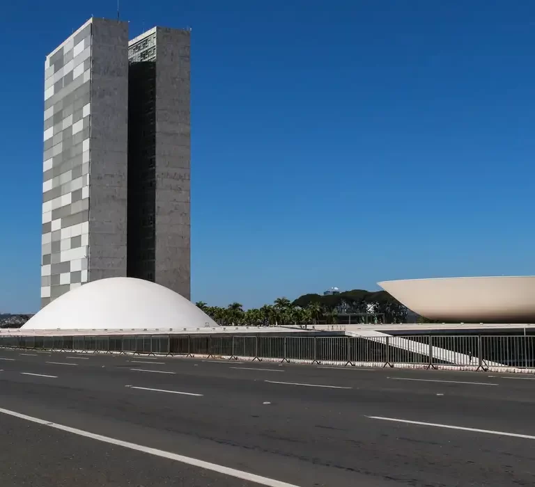 Sindsprev/RJ denuncia governo Lula no Congresso por violação de direitos humanos