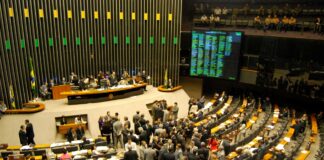 Sindsprev-RJ consegue assinaturas para que o PL 3.102 siga diretamente ao plenário da Câmara dos Deputados